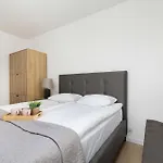Elegant Zbozowa In With Parking By Renters Lägenhet