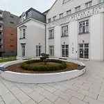 Apartmán Elegant Zbozowa In With Parking By Renters *