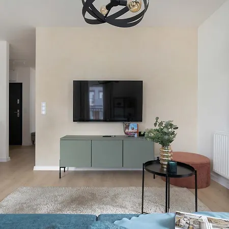 Apartment Elegant Zbozowa In With Parking By Renters