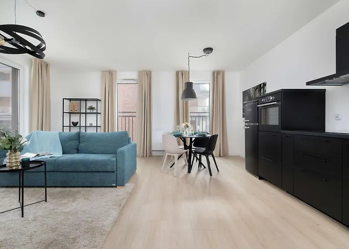 Elegant Zbozowa In With Parking By Renters Krakow