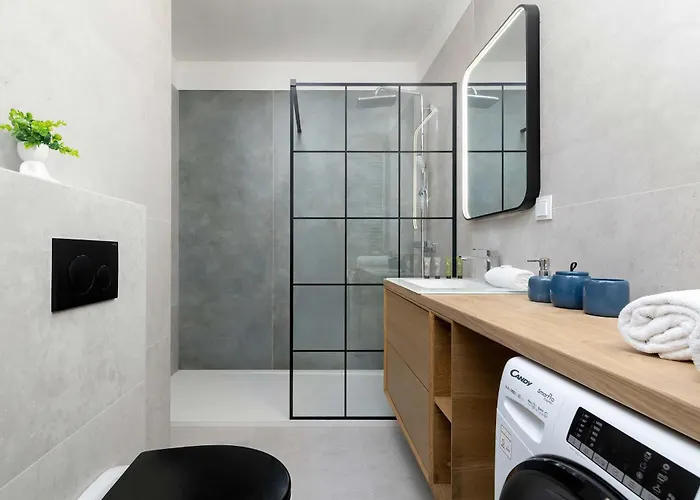 Elegant Zbozowa In With Parking By Renters Krakow