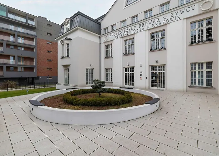 Apartment Elegant Zbozowa In With Parking By Renters *